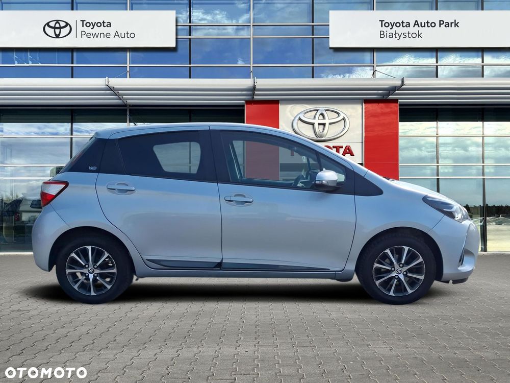Toyota Yaris 1.5 Premium - 6