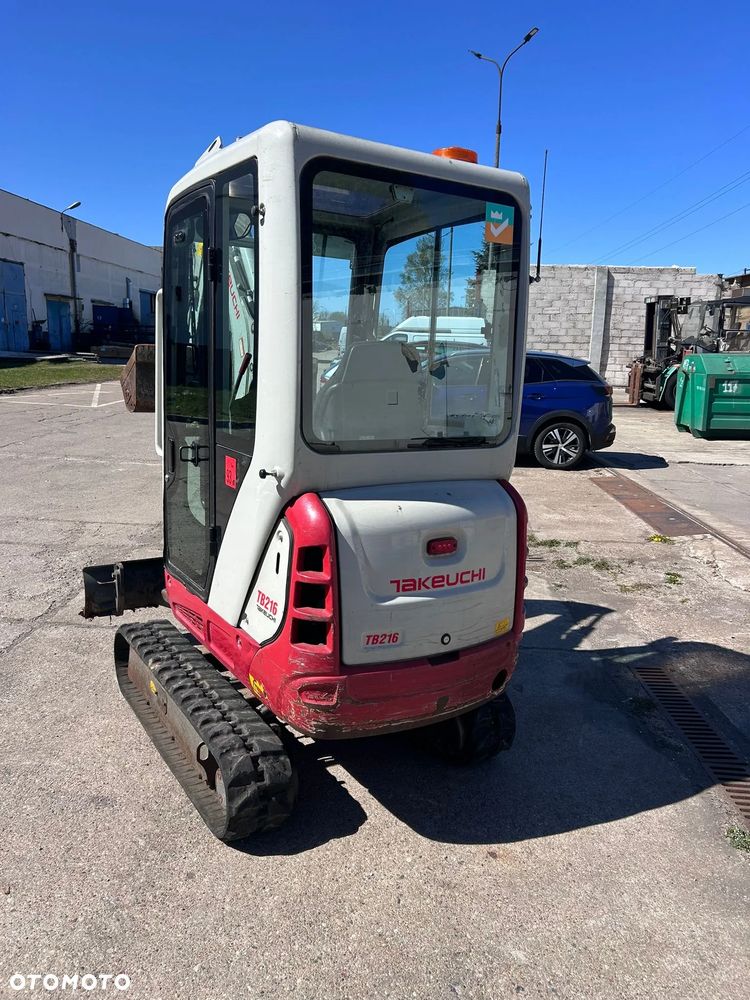 Takeuchi TB216 - 3