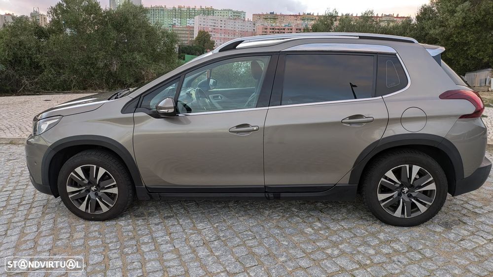 Peugeot 2008 PureTech 110 GPF Stop&Start EAT6 Allure - 6