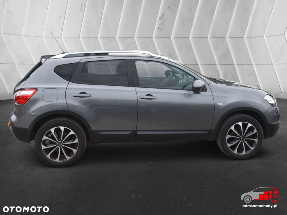 Nissan Qashqai - 11