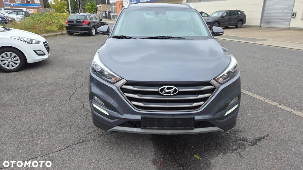 Hyundai Tucson blue 1.6 GDi 2WD Passion - 2