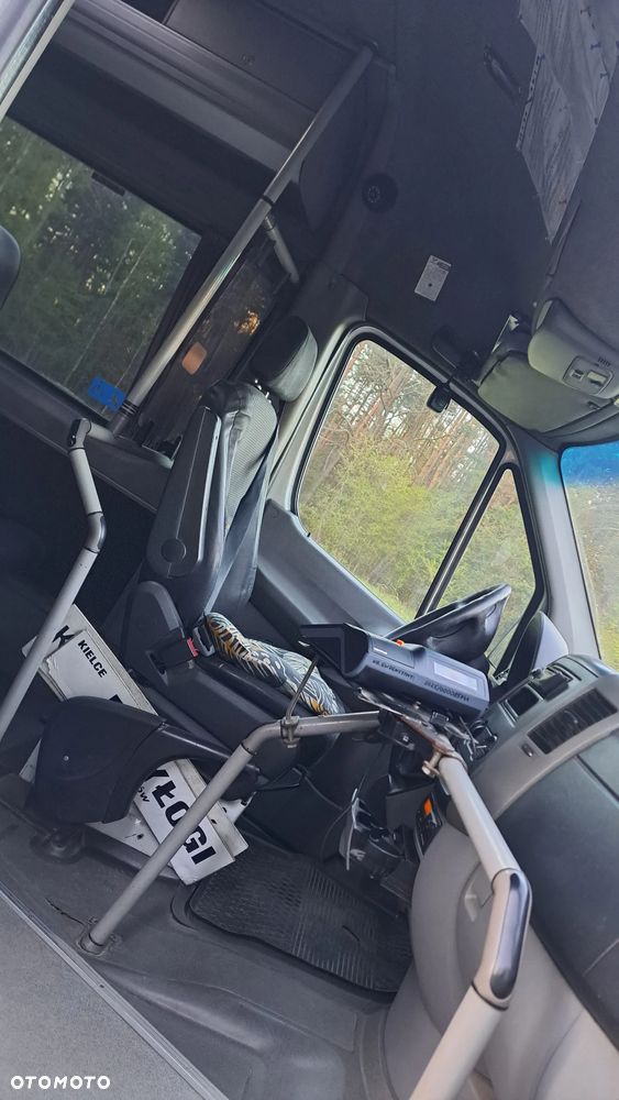 Mercedes-Benz SPRINTER - 8