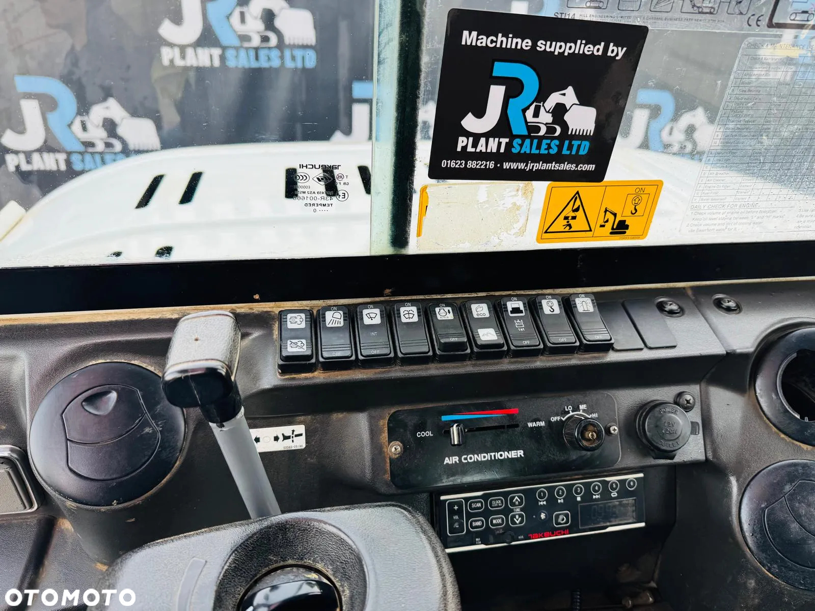 Takeuchi TB260 - 14