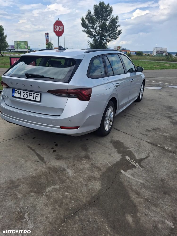 Skoda Octavia 2.0 TDI DSG Ambition - 8