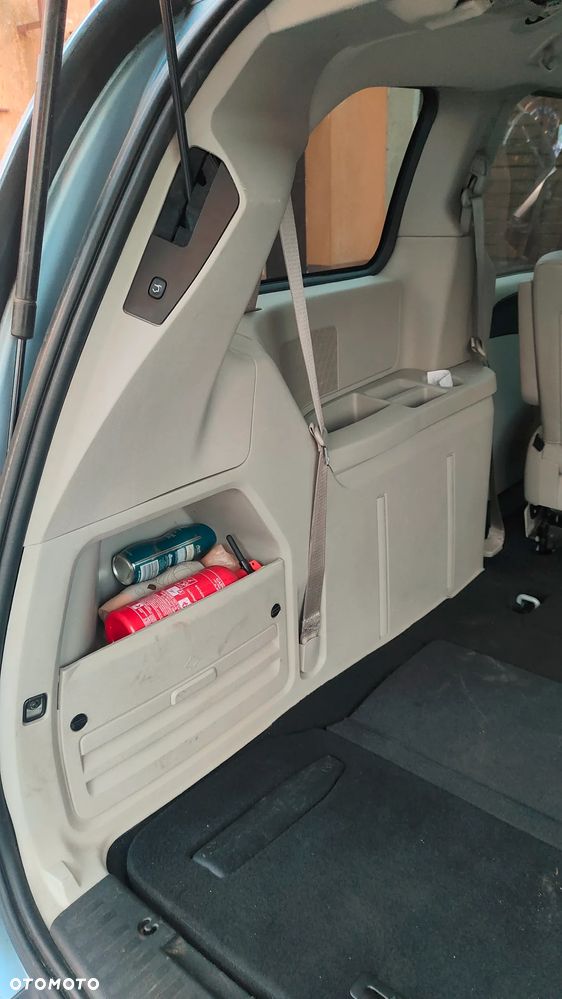 Chrysler Town & Country 3.6 Touring - 14