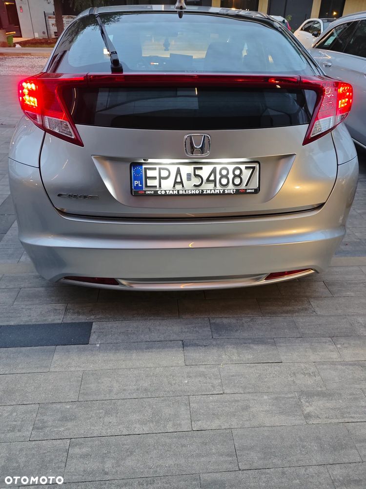 Honda Civic 1.8 i-VTEC Sport - 23