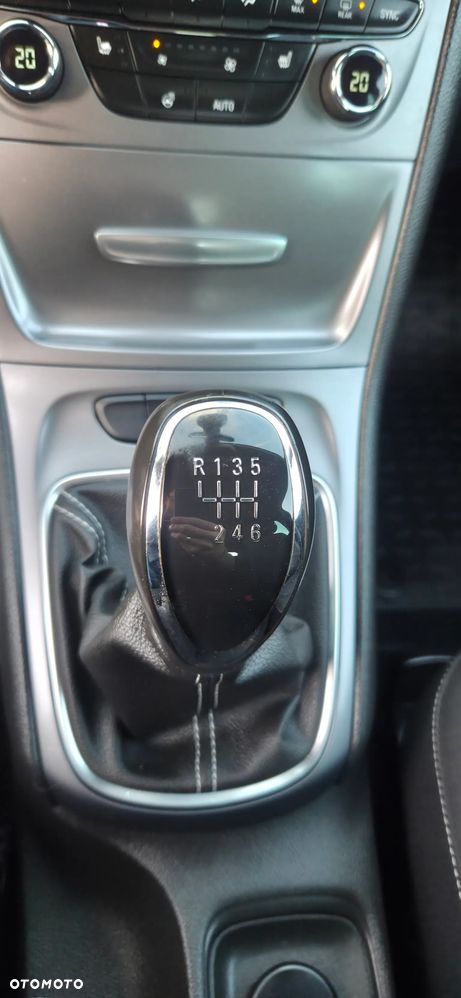 Opel Astra 1.6 D Start/Stop Innovation - 28