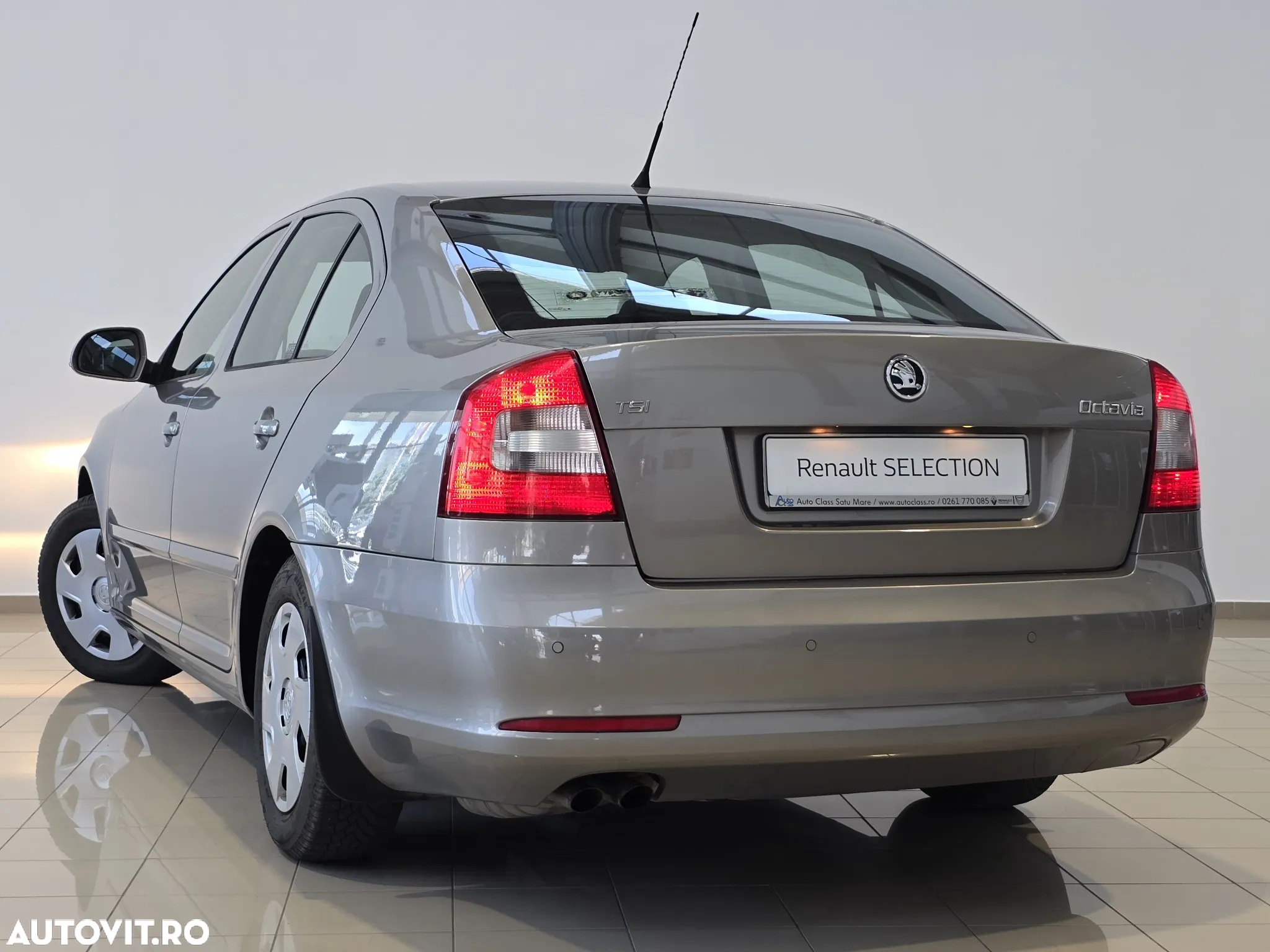 Skoda Octavia 1.4 TSI Bussiness - 20