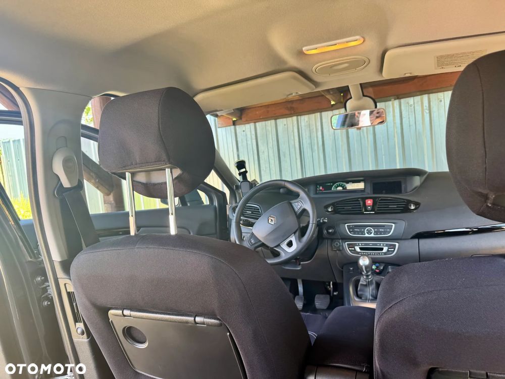 Renault Scenic TCe 130 Luxe - 15
