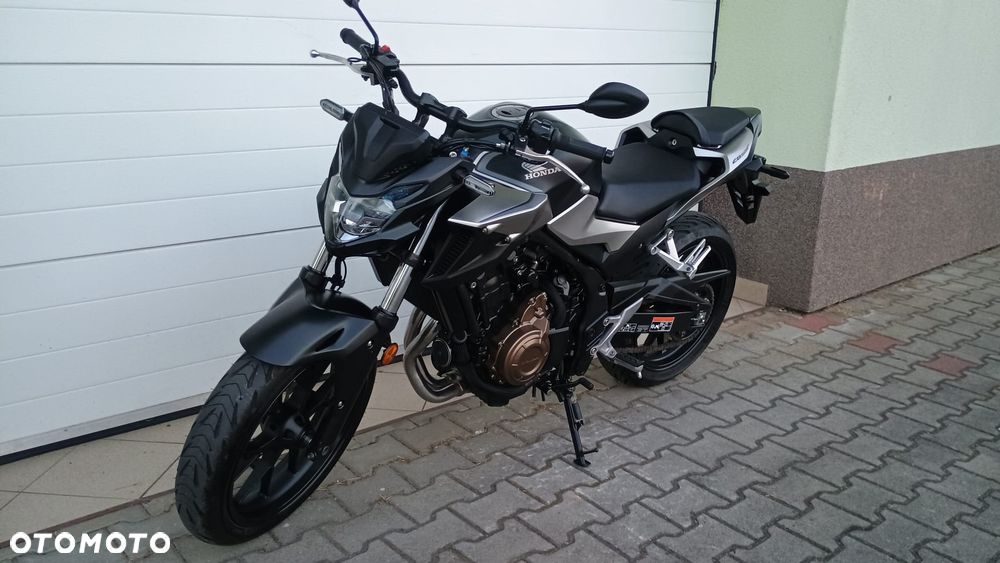 Honda CB - 2