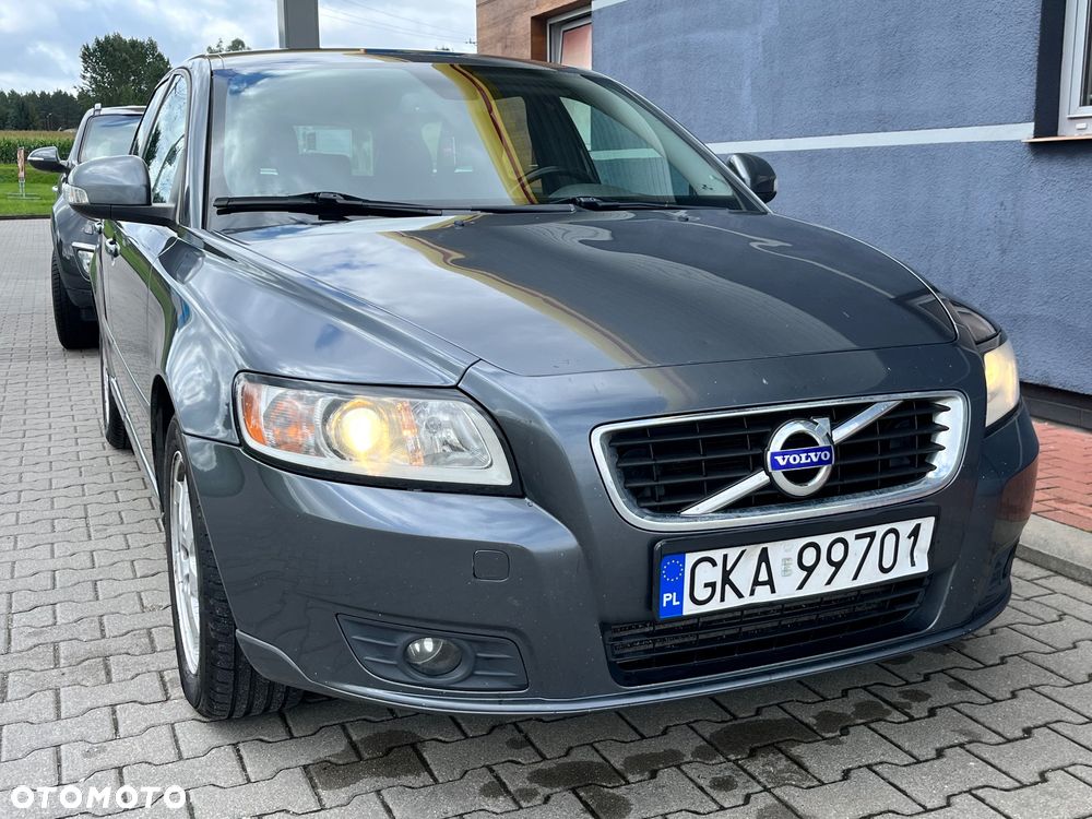 Volvo V50