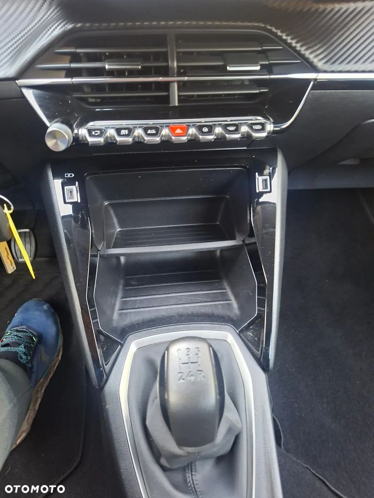 Peugeot 208 1.2 PureTech Active S&S - 14