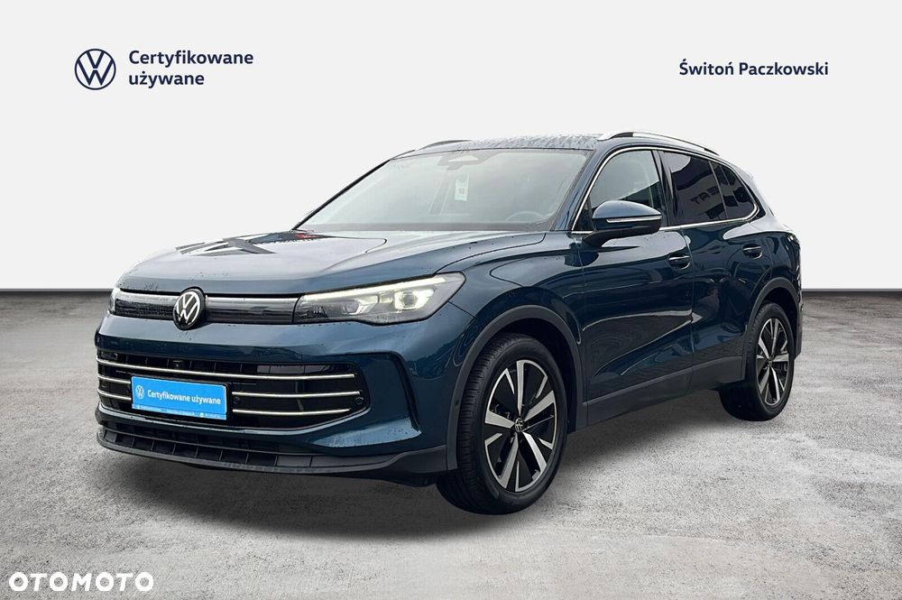 Volkswagen Tiguan - 1