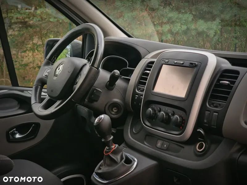 Renault Trafic - 17