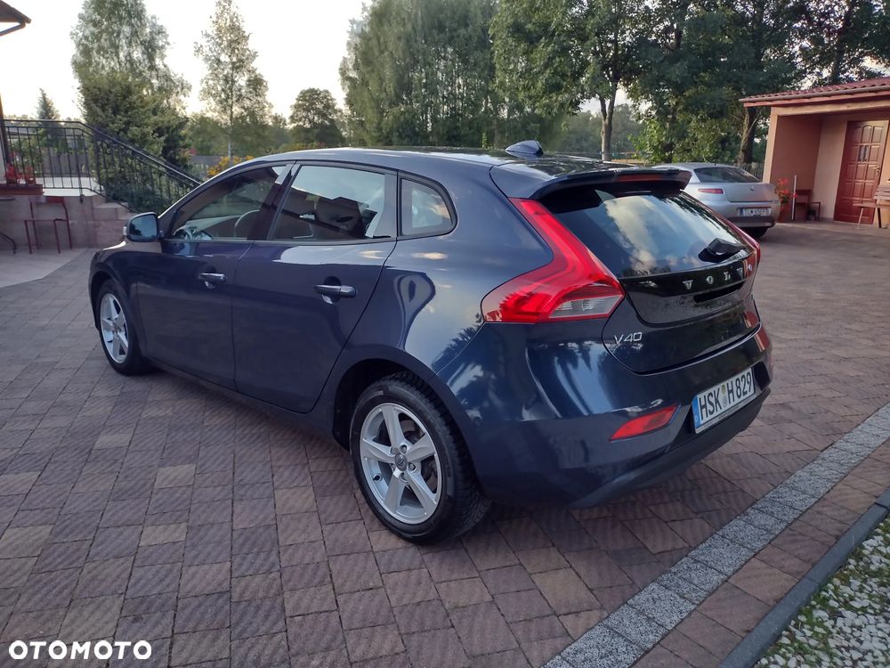 Volvo V40 D2 Kinetic - 4