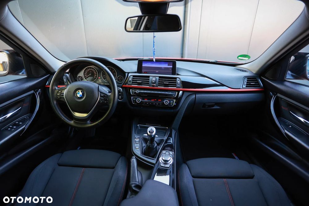 BMW Seria 3 320d DPF Edition Sport - 6