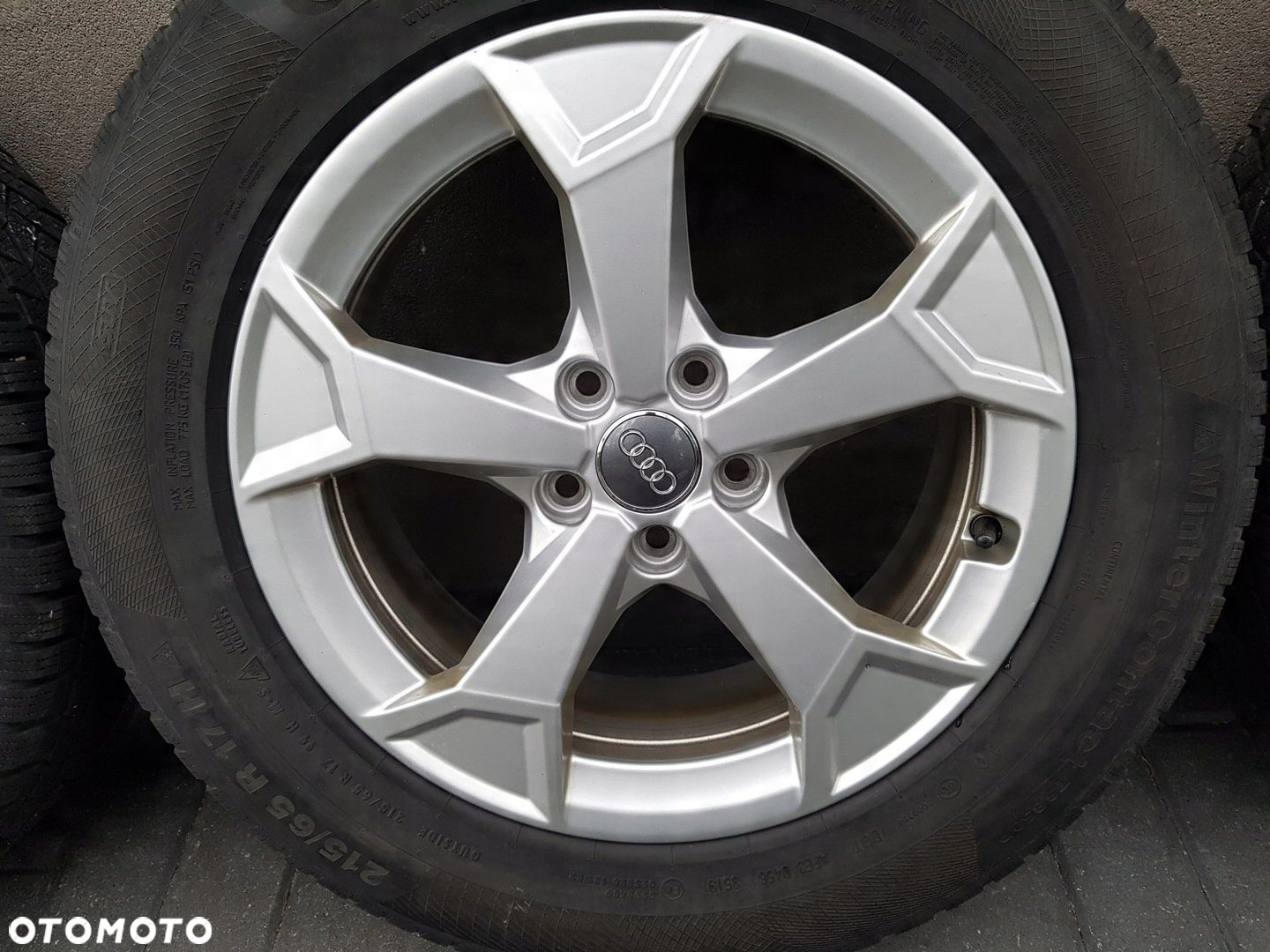 AUDI Q3 SQ3 17 koła zimowe felga felgi czujniki 215/65/17 83A071497 - 5
