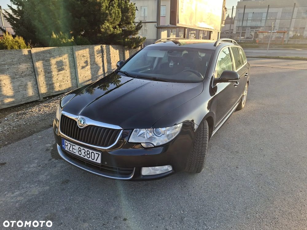 Skoda Superb 2.0 TDI DSG Elegance - 1
