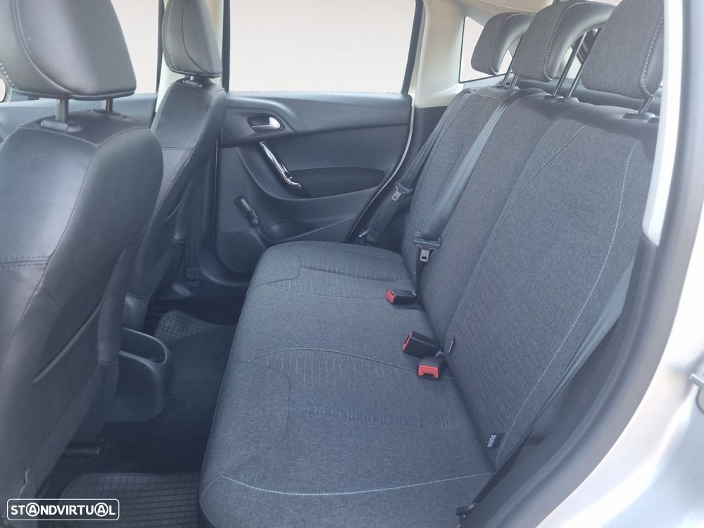 Citroën C3 1.2 PureTech Collection - 13