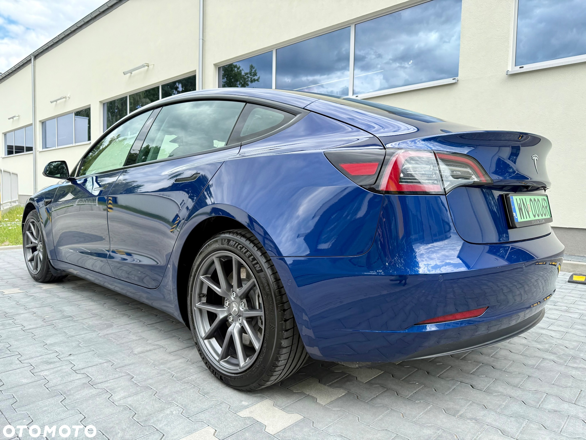 Tesla Model 3 RWD - 9