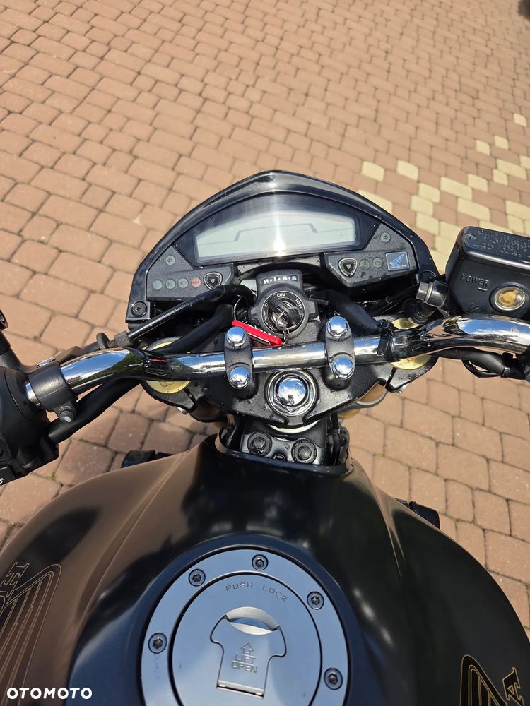 Honda Hornet - 9