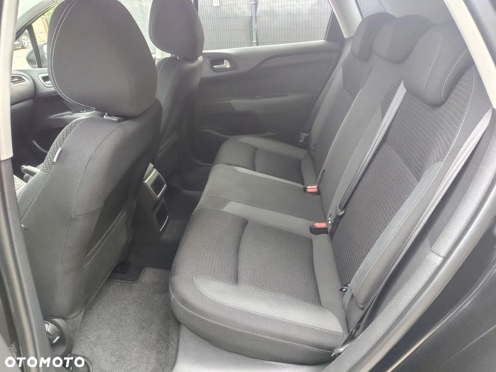 Citroën C4 - 10