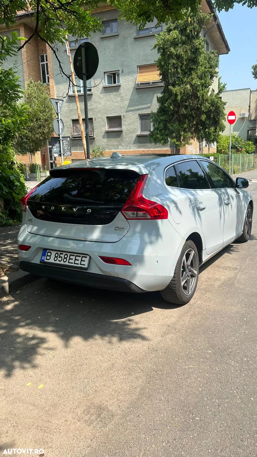 Volvo V40 D2 ECO Momentum - 4