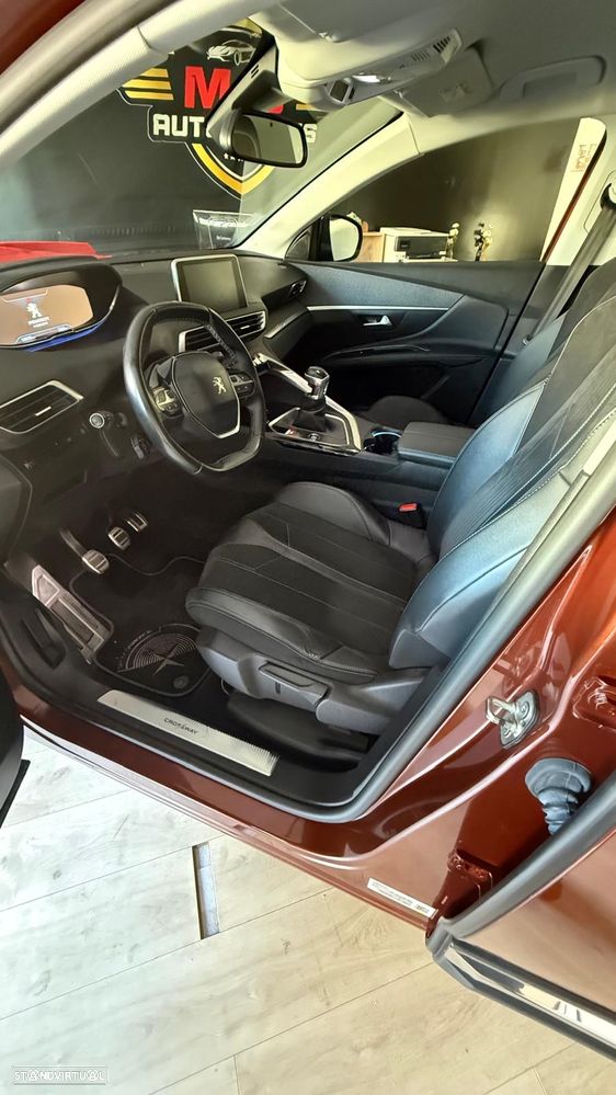 Peugeot 3008 PureTech 130 Stop & Start GPF Crossway - 12