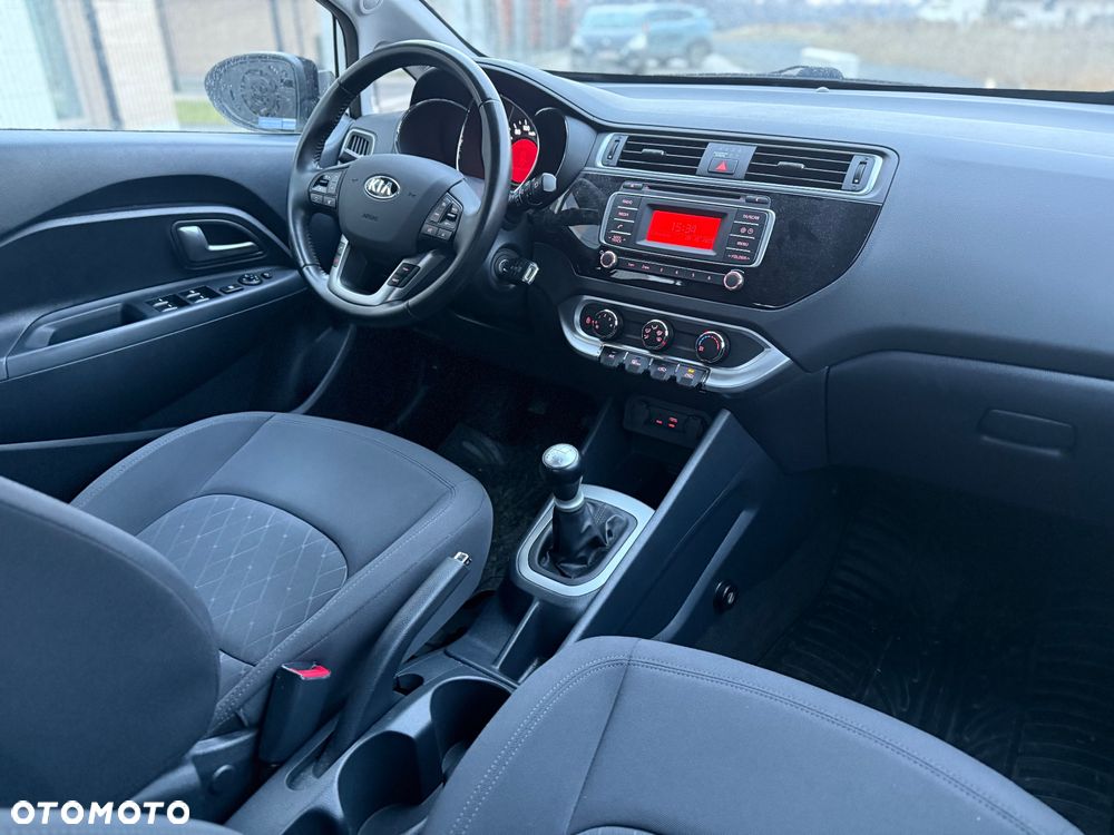 Kia Rio 1.2 ISG Dream-Team Edition - 6