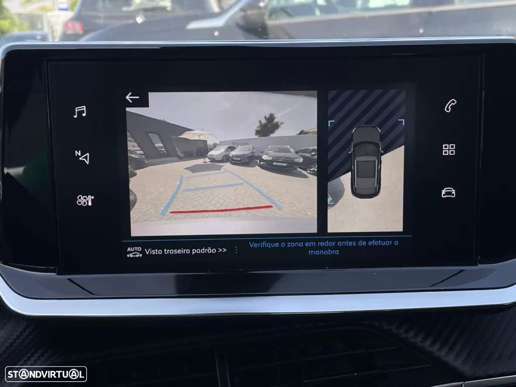 Peugeot 2008 1.2 PureTech Active EAT8 - 6