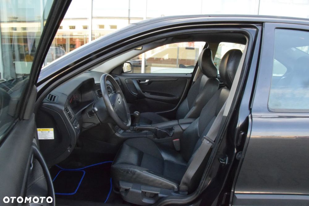 Volvo S60 - 25