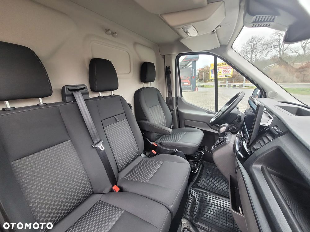 Ford Transit L2H2 - 10