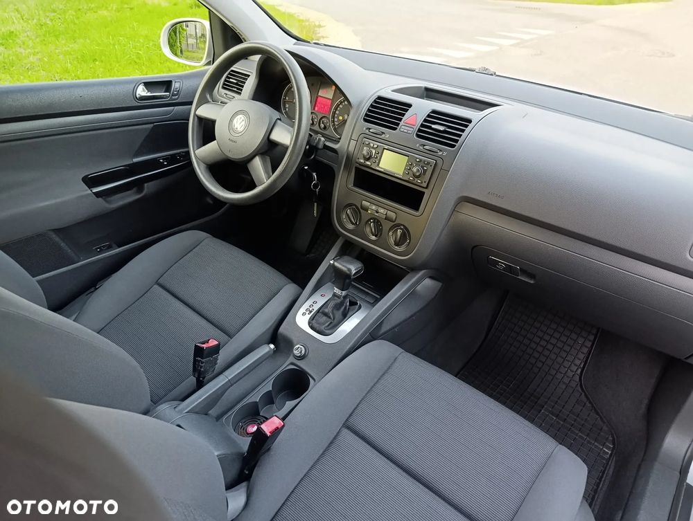 Volkswagen Golf - 3