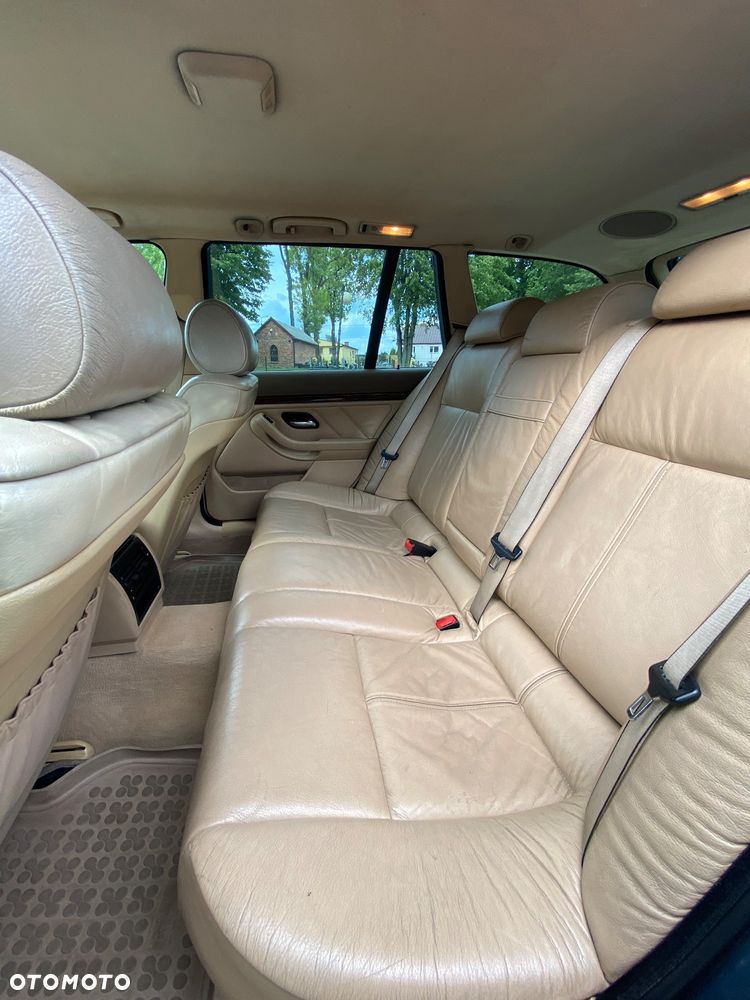 BMW Seria 5 520d - 9