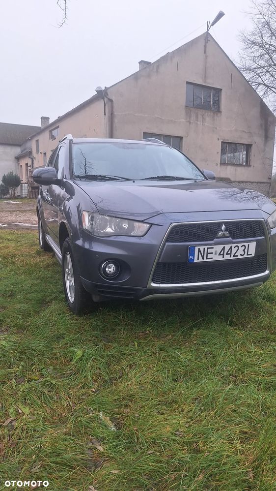 Mitsubishi Outlander 2.0 Intense + 2WD CVT - 2