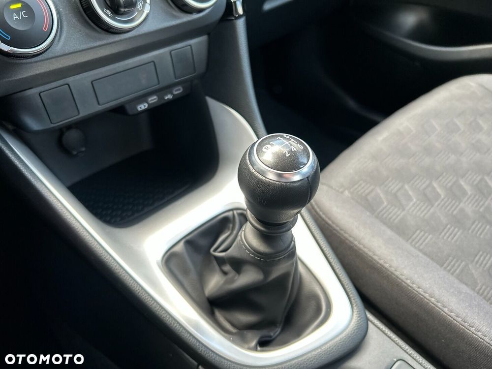 Toyota Yaris 1.5 Comfort - 20