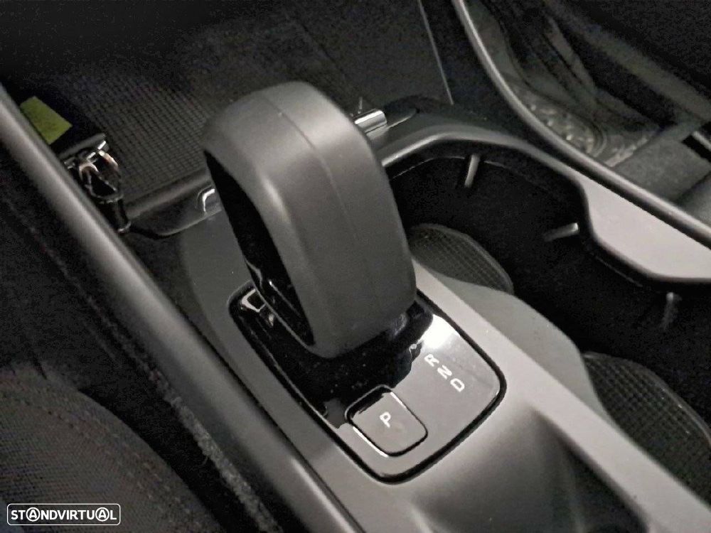 Volvo XC 40 1.5 T2 Momentum Plus Geartronic - 22