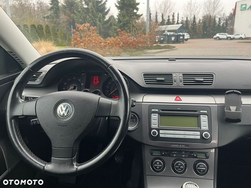 Volkswagen Passat - 7
