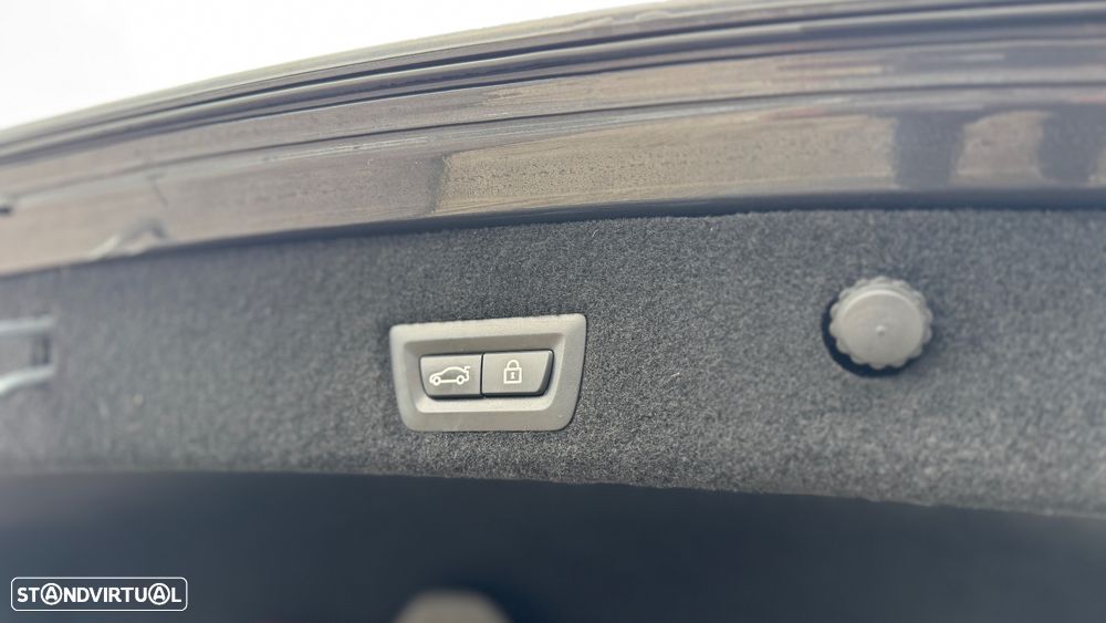 BMW 740 e iPerformance - 11