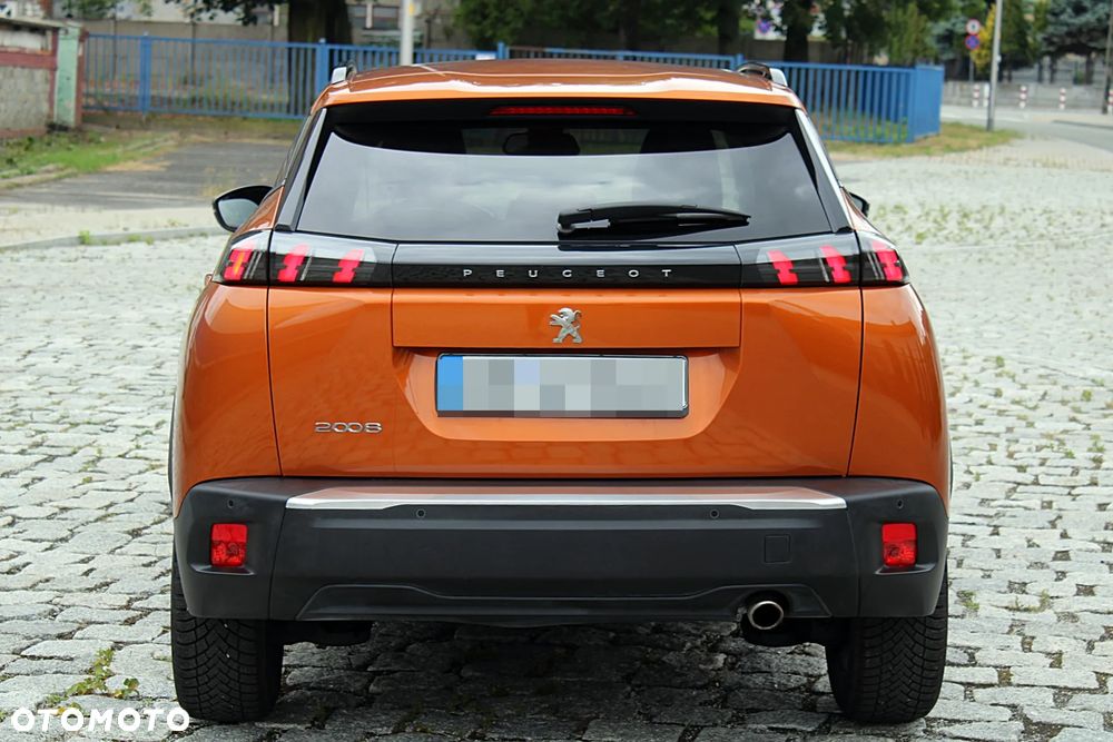 Peugeot 2008 - 11