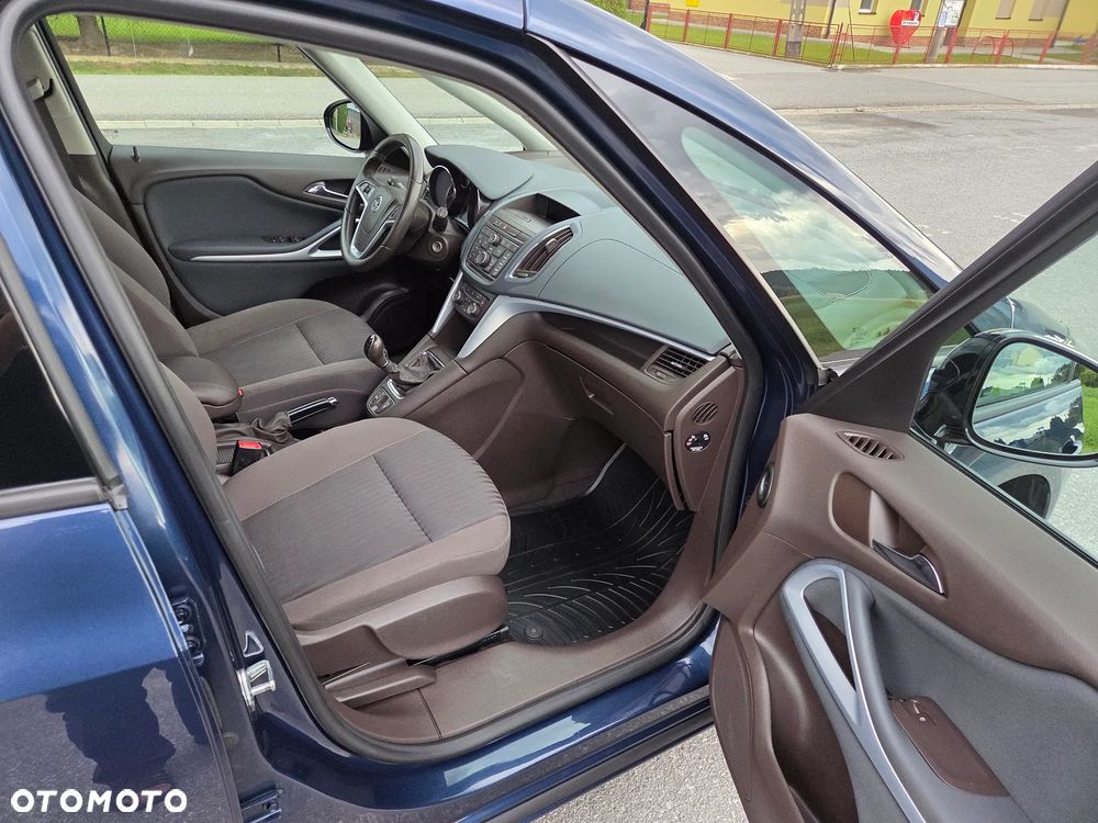 Opel Zafira 1.4 Turbo Business Edition - 8