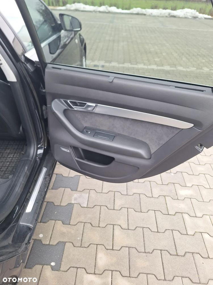 Audi A6 Avant - 25