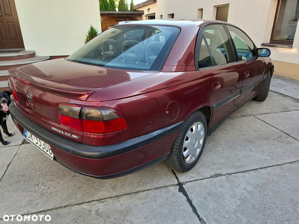 Opel Omega 2.0 CD - 3
