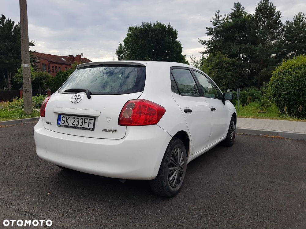 Toyota Auris - 3