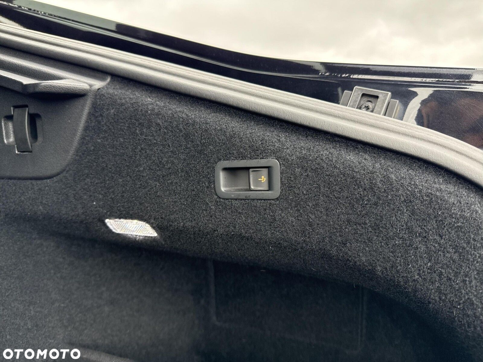 Volkswagen Arteon 2.0 TSI Elegance DSG - 34