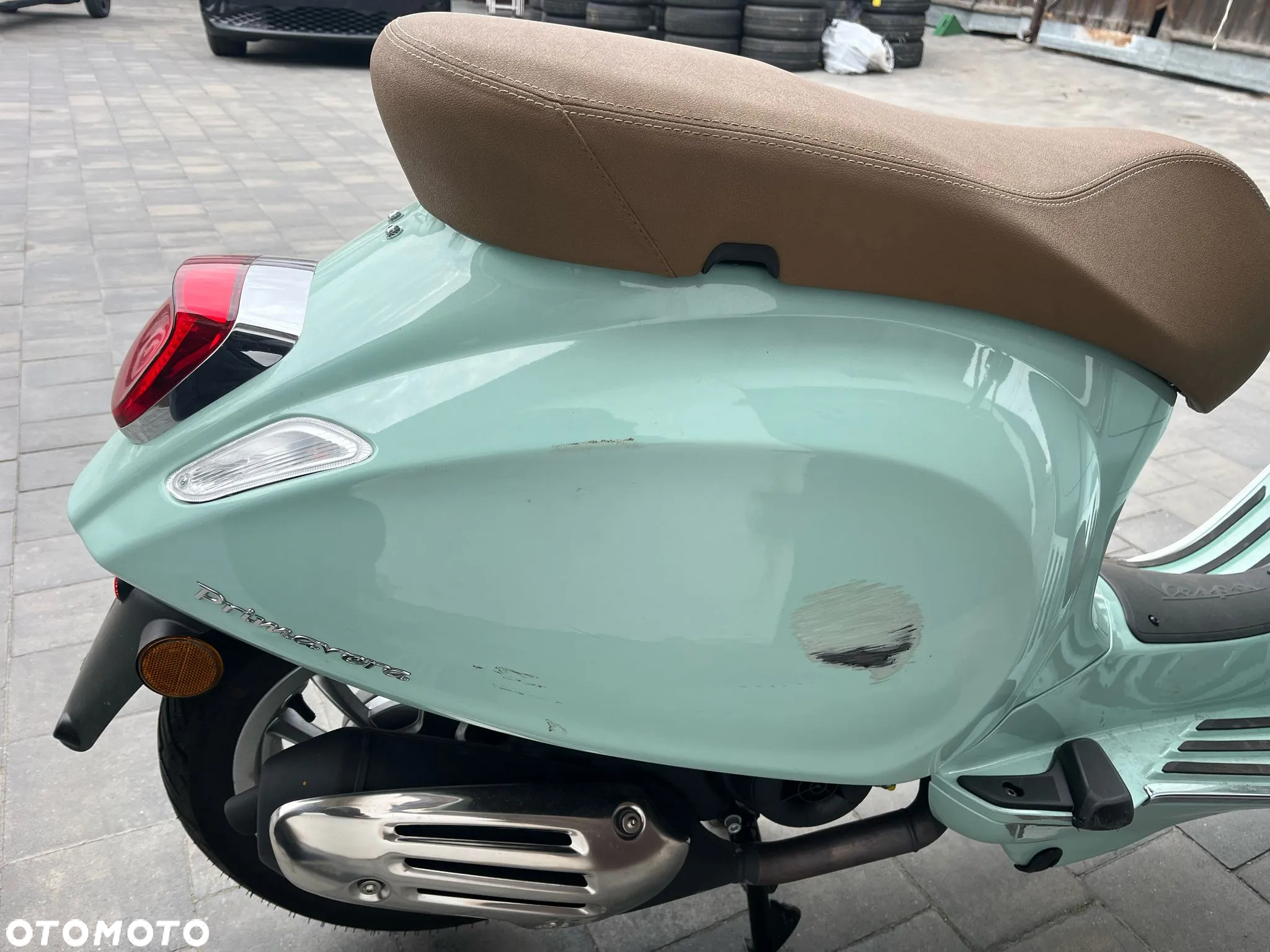 Vespa Primavera - 4