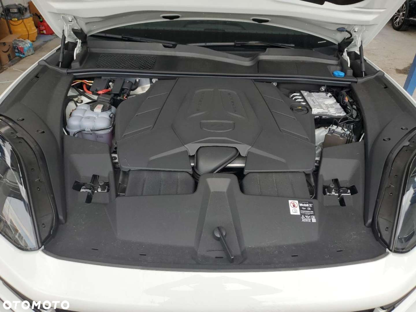 Porsche Cayenne - 7