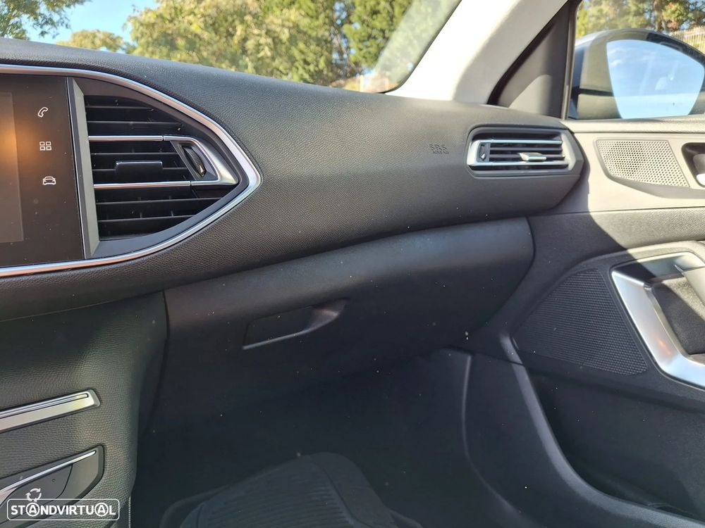 Peugeot 308 SW 1.5 BlueHDi Active - 44