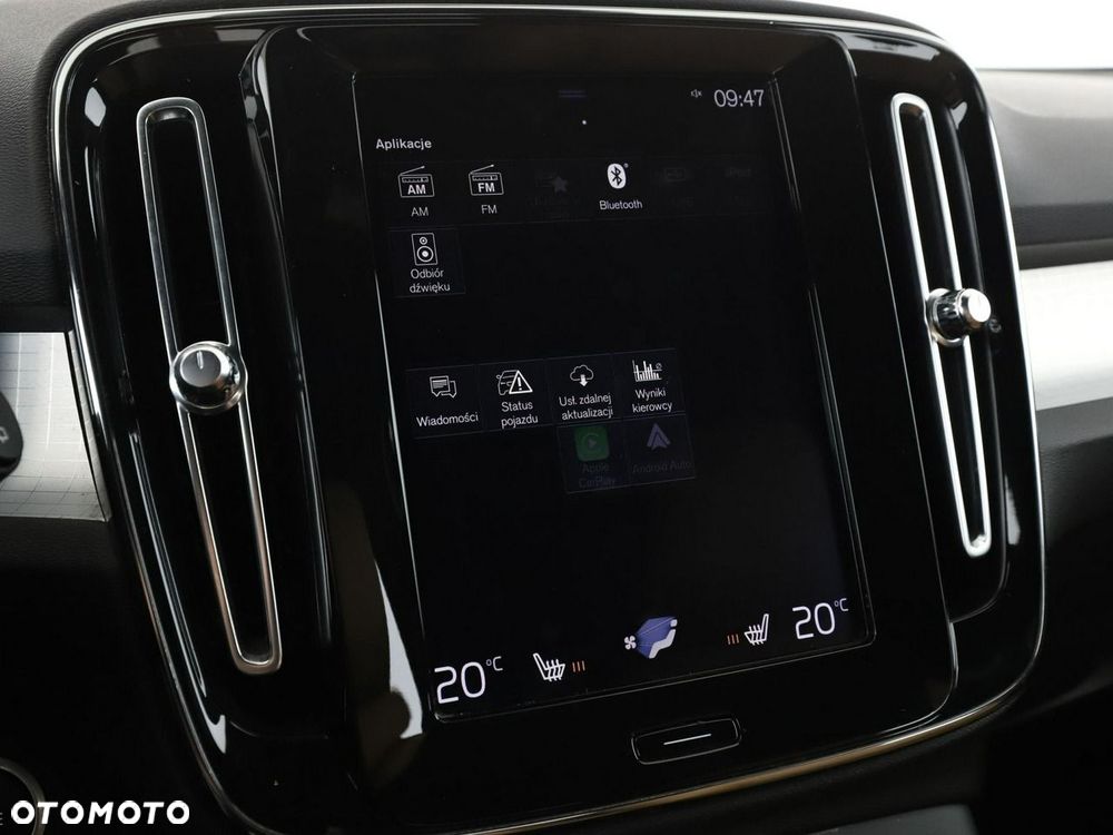 Volvo XC 40 D4 AWD Momentum Pro - 28