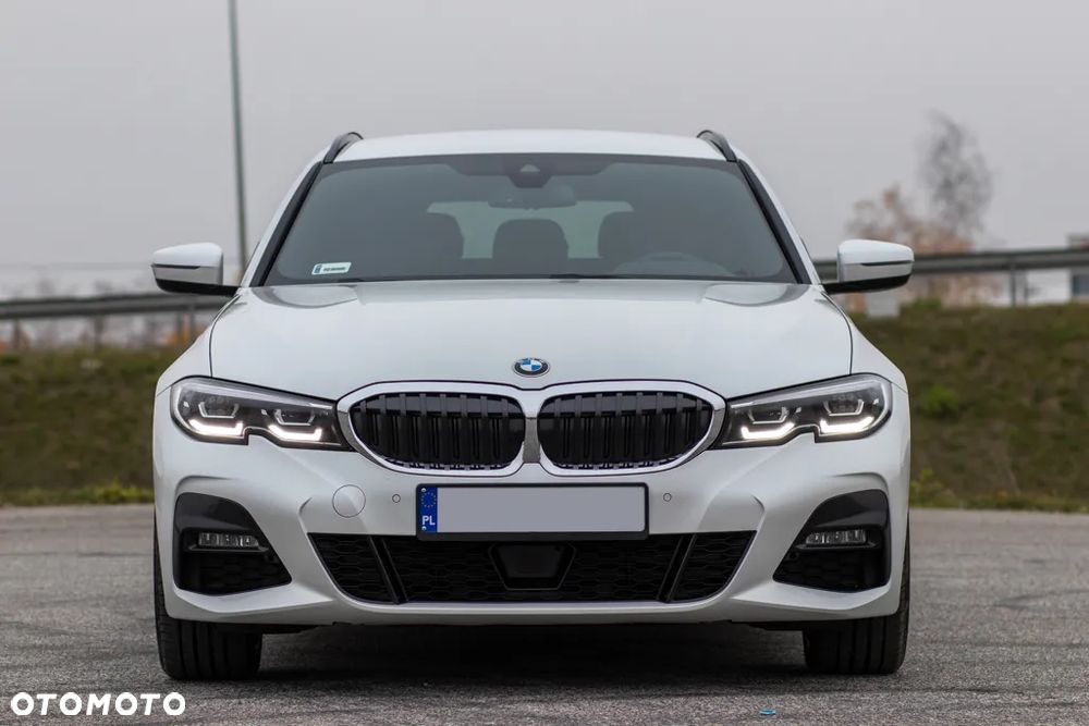 BMW Seria 3 320d xDrive M Sport Sport - 2